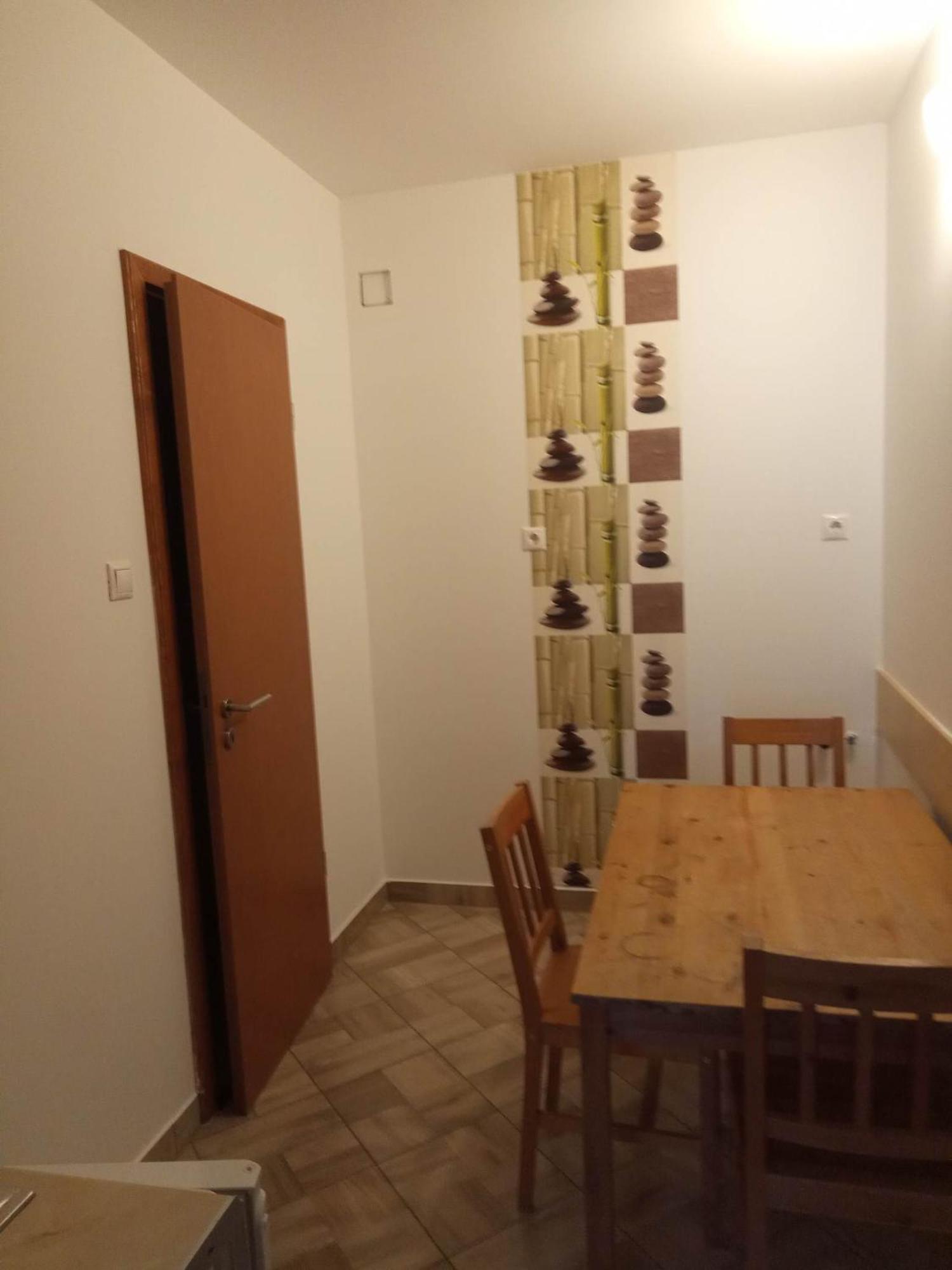 Oázis Wellness Apartman Hajdúszoboszló Habitación foto