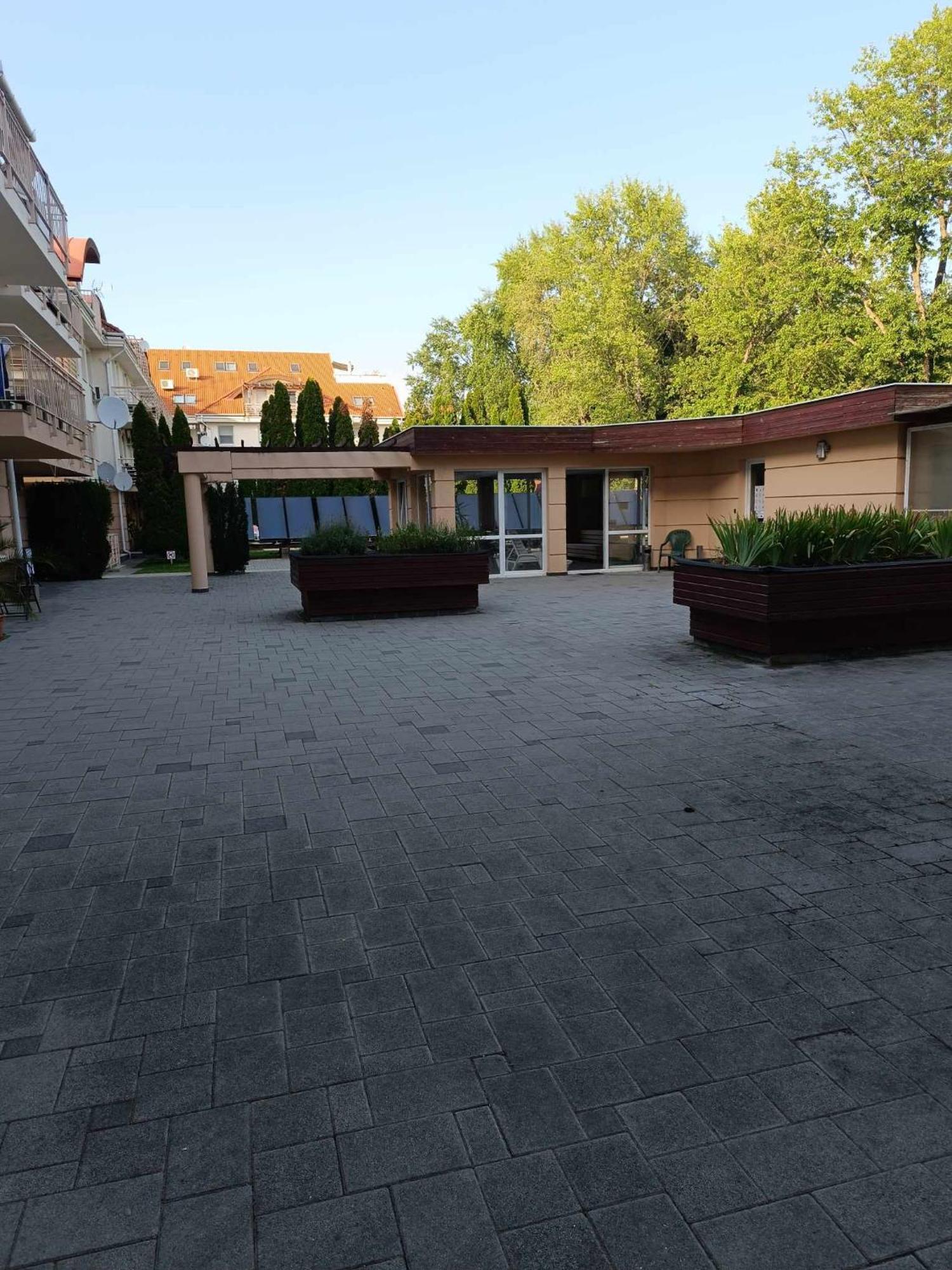 Oázis Wellness Apartman Hajdúszoboszló Exterior foto